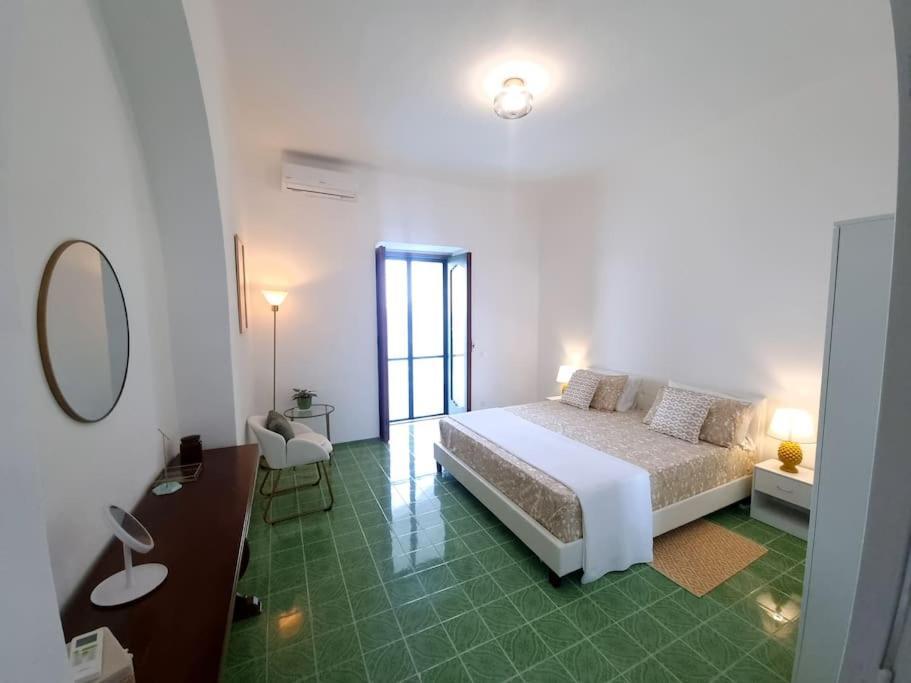 Casa Intiso - Two Double Bedroom Apartment Positano Extérieur photo